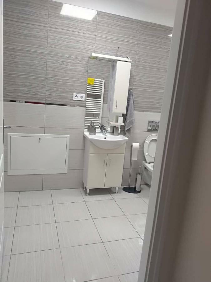 Alma Vendeghaz Hotel Veszprem Ngoại thất bức ảnh